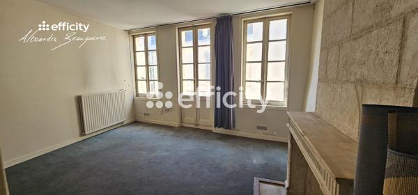 Immeuble
         9 pièces
        - 400 m²