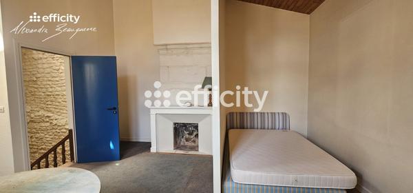 Immeuble
         9 pièces
        - 400 m²