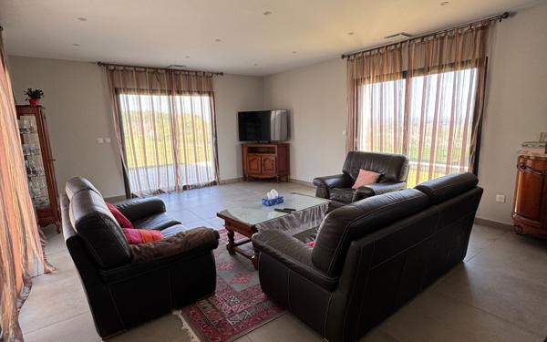 Maison à vendre    5 pièces • 157 m2 Nevers