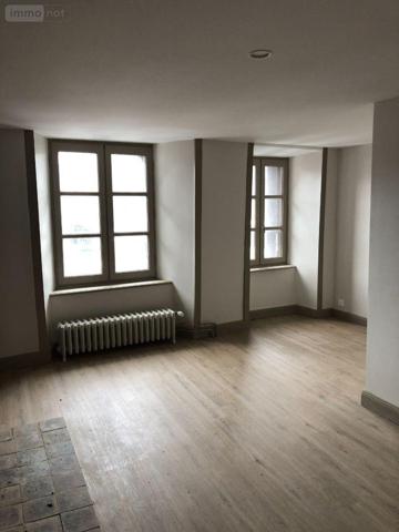 Immeuble à vendre à Mauriac dans le Cantal (15200), ref : 15060/1137