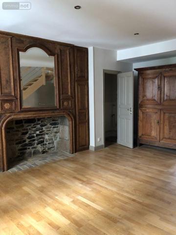 Immeuble à vendre à Mauriac dans le Cantal (15200), ref : 15060/1137