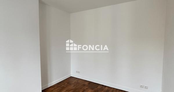 Location Appartement 4 pièces 76.39 m² - Bois-colombes 92270