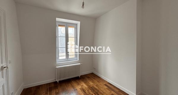 Location Appartement 4 pièces 76.39 m² - Bois-colombes 92270