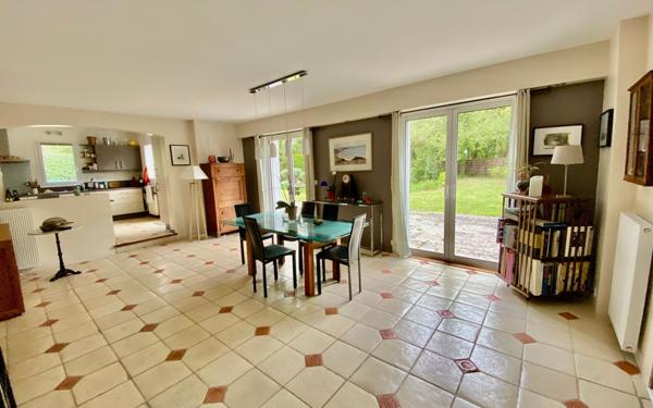 Maison à vendre    7 pièces •  Guérande