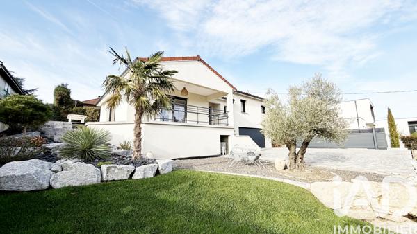 Maison à vendre 5 pièces 106 m² Le Chambon-Feugerolles