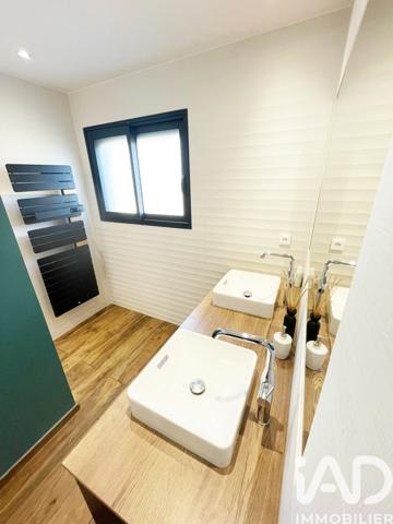 Maison à vendre 5 pièces 106 m² Le Chambon-Feugerolles