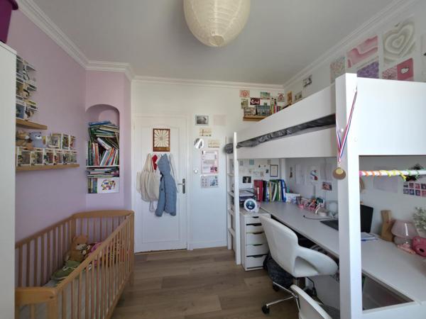 Charmante maison avec jardin dans le quartier du Dolmen