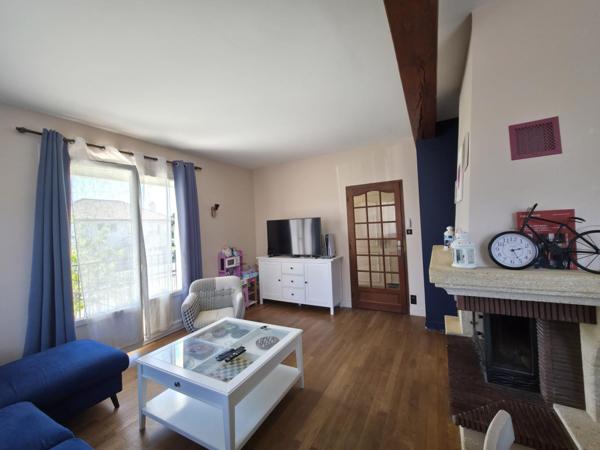 Charmante maison avec jardin dans le quartier du Dolmen