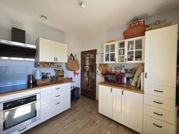 Charmante maison avec jardin dans le quartier du Dolmen