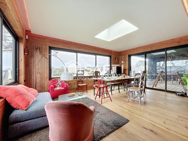 TRINITÉ-PLOUZANÉ – Maison 169 m² – 5 ch – Piscine