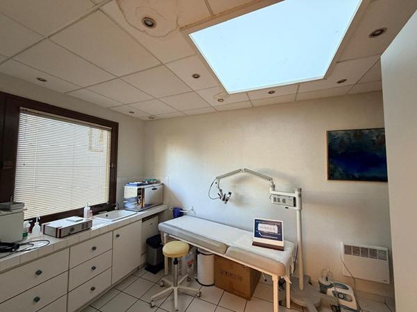 Local commercial - cabinet médical - Saint Medard En Jalles