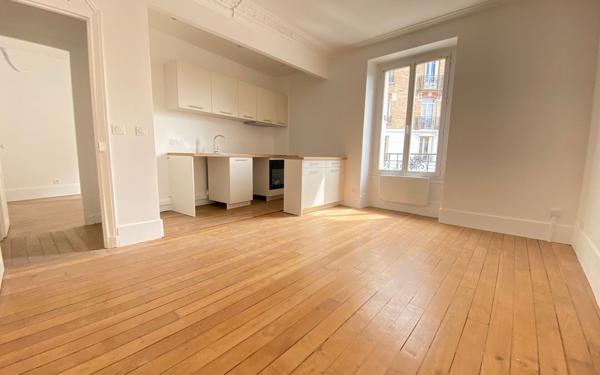 Appartement à vendre    3 pièces • 47,74 m2 Saint-Maur-des-Fossés