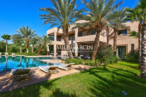 À vendre villa proche des golfs à Marrakech
