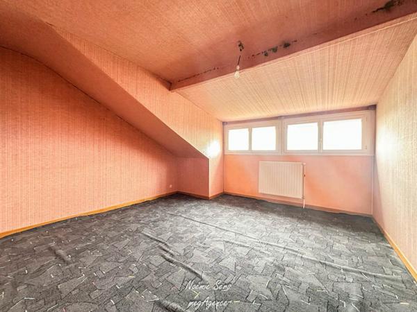 Maison à Cholet, 49300 - 4 pièces 108m²