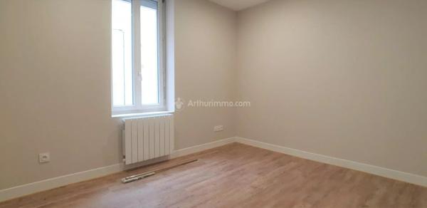 Location                                                      Appartement
                        
                     2 pièces                      47 m2                     à Albi