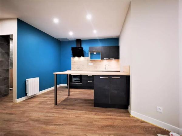 Location                                                      Appartement
                        
                     2 pièces                      47 m2                     à Albi