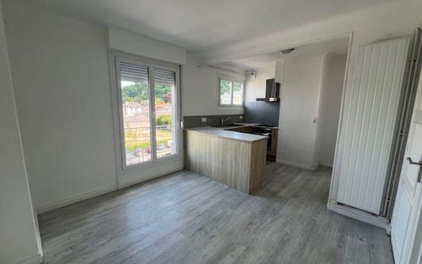 Appartement à louer    3 pièces • 79,28 m2 Laon