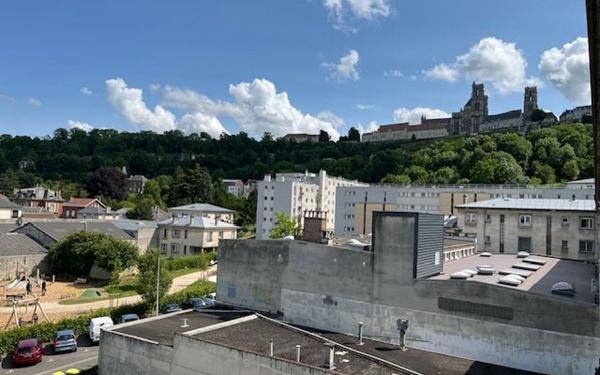 Appartement à louer    3 pièces • 79,28 m2 Laon