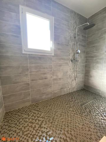 Maison de plain-pied, construite en 2022.