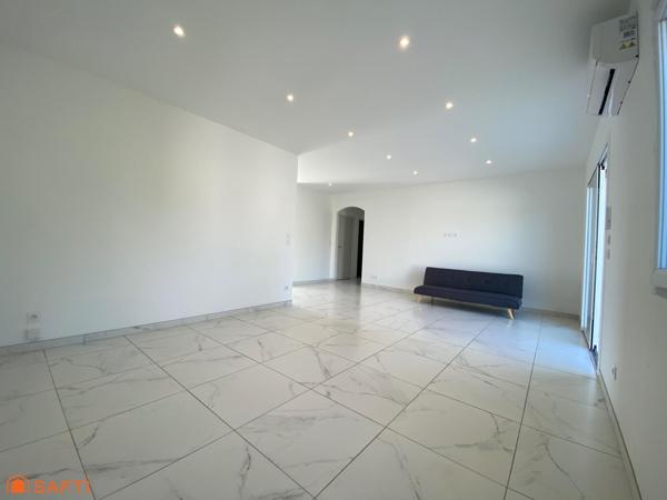 Maison de plain-pied, construite en 2022.