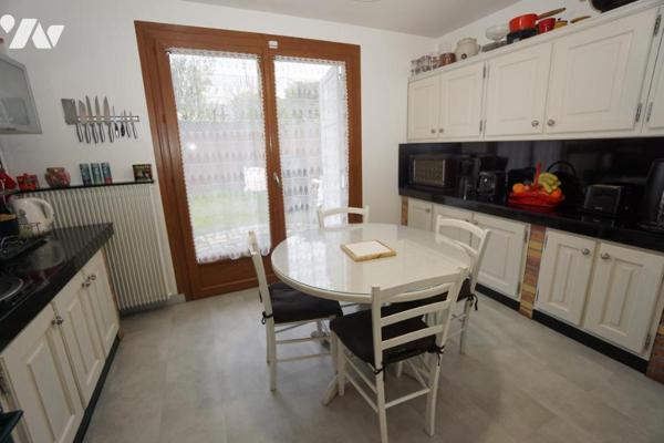 AMIENS SUD, CHALENDON de type 5 avec garage et jardin