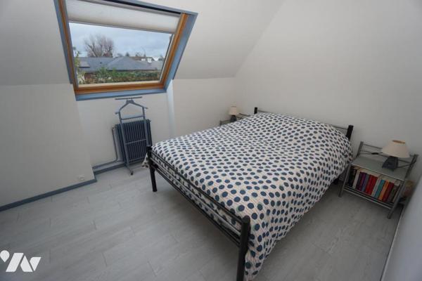 AMIENS SUD, CHALENDON de type 5 avec garage et jardin