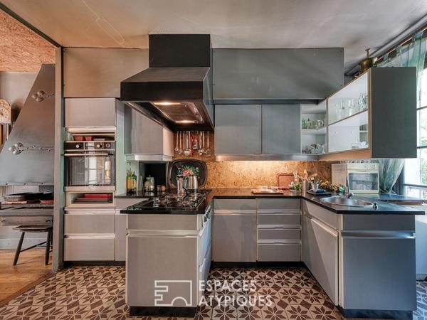 La maison familiale à réinventer avec son jardin dans un quartier recherché