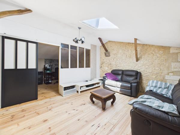 Maison traditionnelle à Saint-Martin-d'Ary, 3 Chambres, jardin