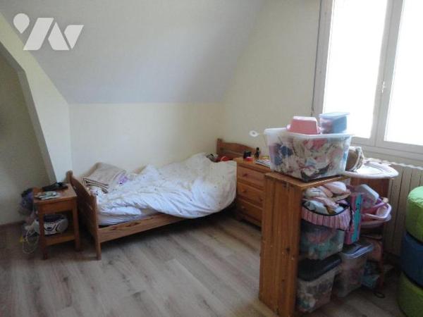 EXCLUSIVITE - A VENDRE sur BAILLEUL dans le NORD (59)- MAISON individuelle sur et avec un terra...