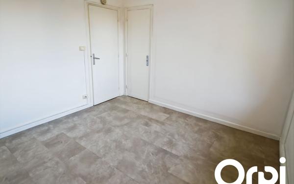 Appartement à vendre    2 pièces •  Montélimar