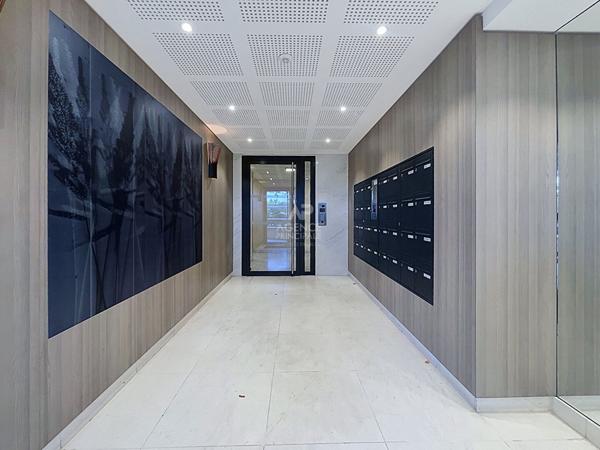 EXCLUSIVITÉ CROISSY-SUR-SEINE ? Appartement familial 4 pièces avec balcon, 2 parkings et cave 548 000 € **  - Référence  162158