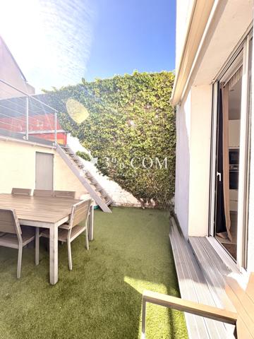 Maison 10 pièce(s) 5 chambre(s) 210 m²