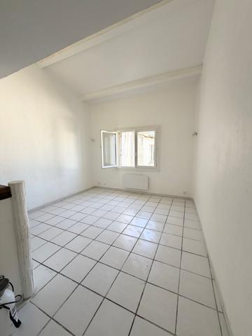 Duplex Milhaud 2 places de parking ideal investisseur ou jeune couple