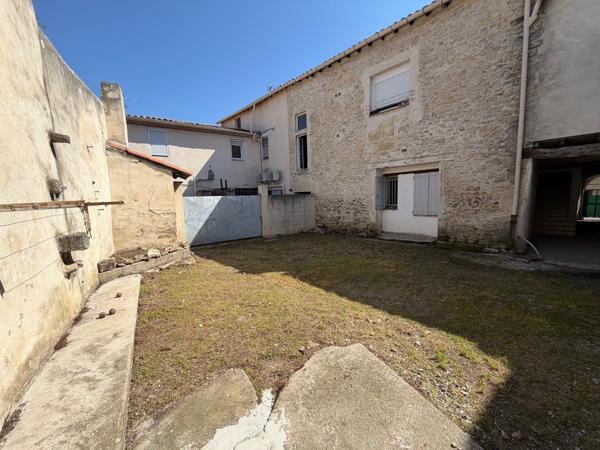 Duplex Milhaud 2 places de parking ideal investisseur ou jeune couple