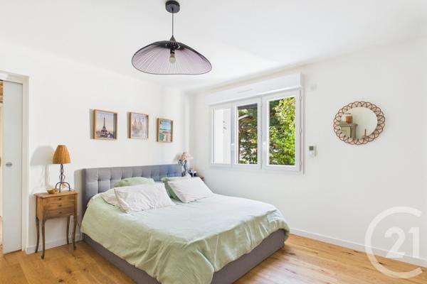 Maison à vendre  8 pièces - 230,94 m2 BORDEAUX - 33