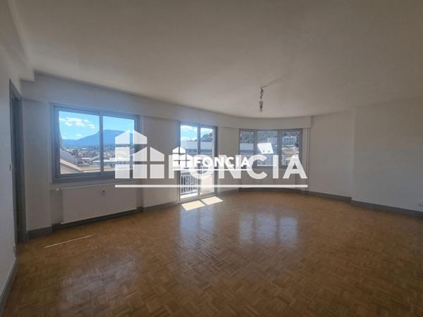 Location Appartement 3 pièces 100.22 m² - 1 BIS RUE CARNOT Gap 05000