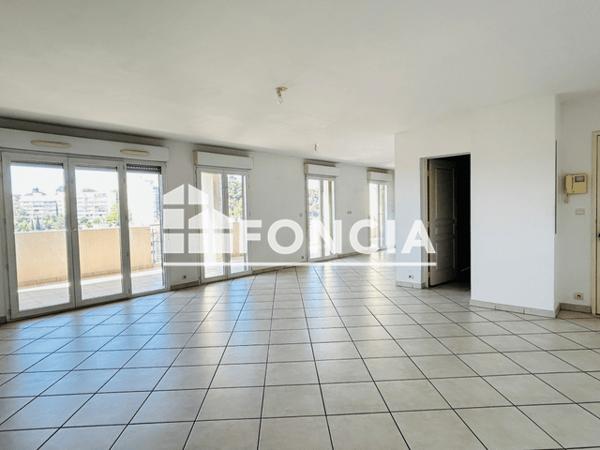 Location Appartement 6 pièces 140.7 m² - 550 AVENUE J GASQUET Toulon 83100