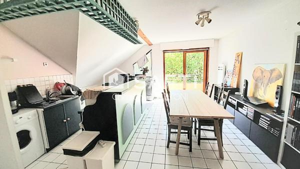 T2 lumineux avec garage et cave