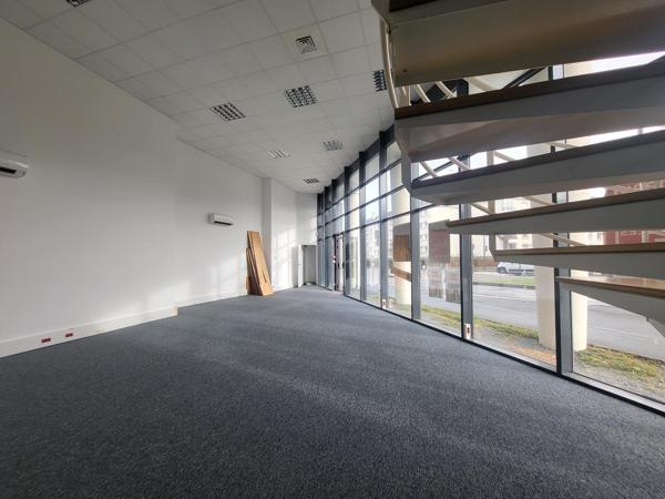 Local Commercial 220m² – Angers