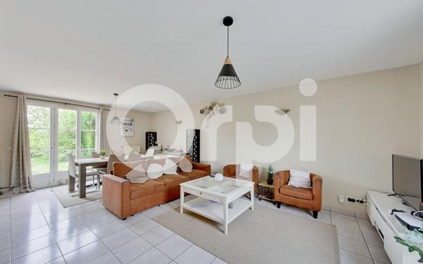 Maison à vendre    6 pièces •  Nanteuil-le-Haudouin