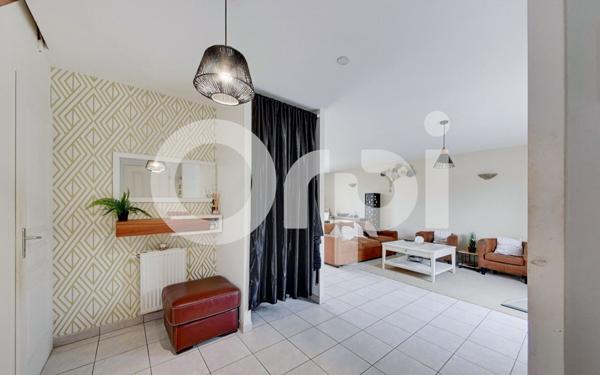 Maison à vendre    6 pièces •  Nanteuil-le-Haudouin