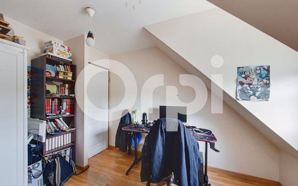 Maison à vendre    6 pièces •  Nanteuil-le-Haudouin