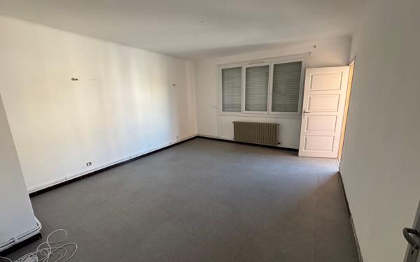 Appartement à vendre    4 pièces •  Perpignan