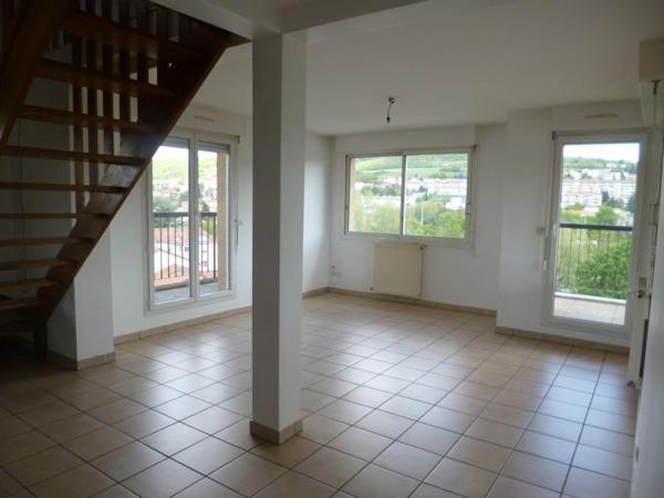 REF 12358- RESIDENCE LE CLOS JEANNE D'ARC - F4 DUPLEX AVEC BALCON