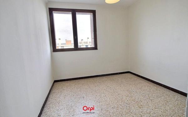 Appartement à vendre    4 pièces • 86 m2 Marseille 10