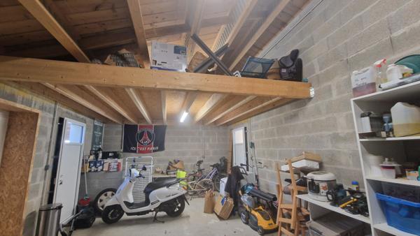 Belle maison moderne, lumineuse, fonctionnelle et prête à accueillir votre famille