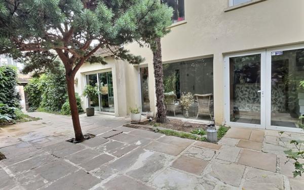 Maison à vendre    8 pièces •  Mennecy