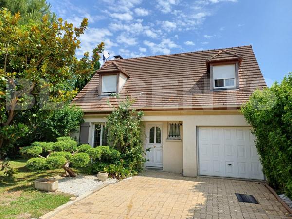 CONGIS SUR THEROUANNE : Jolie Maison individuelle 96 m2 , 4 pièces avec garage et jardin 