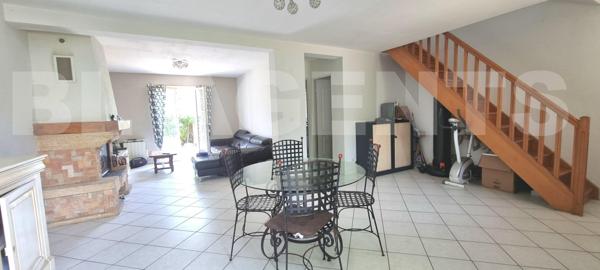 CONGIS SUR THEROUANNE : Jolie Maison individuelle 96 m2 , 4 pièces avec garage et jardin 