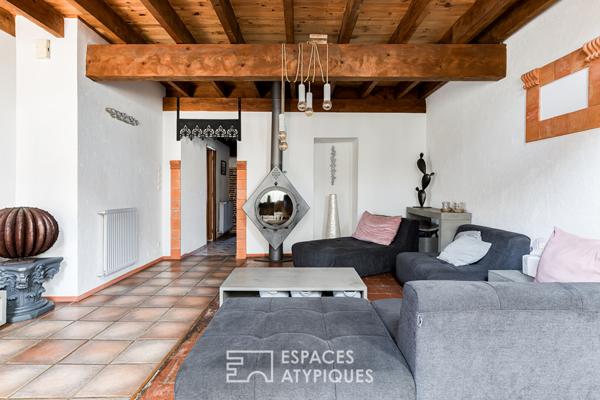 Charmante maison de ville avec piscine et jardin paysagé